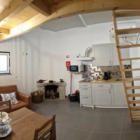 Casa D'avo Tiz شقة *