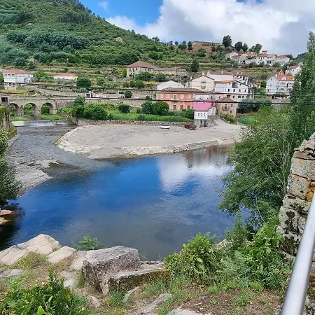 Casa D'avó Tiz * Avô